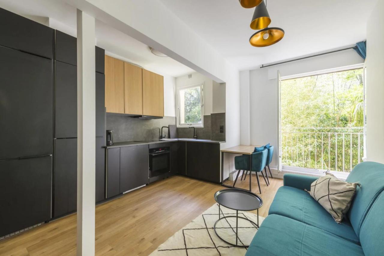 Appartement 2 Pieces 4 Couchages Tout Confort Нёйи-сюр-Сен Экстерьер фото