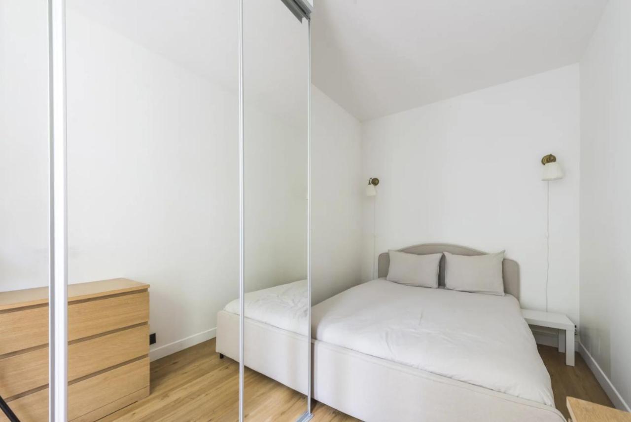Appartement 2 Pieces 4 Couchages Tout Confort Нёйи-сюр-Сен Экстерьер фото